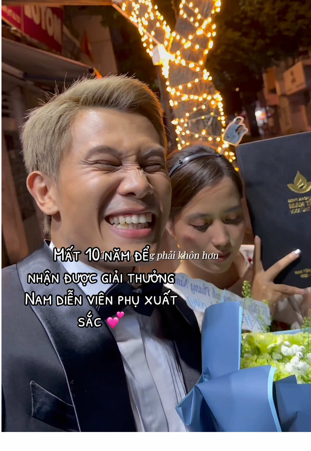 Phương Nam và giải thưởng Nam diễn viên phụ xuất sắc 💕 #phươngnam #phuongnamdv #mưađỏ #anhTạ #fyp 