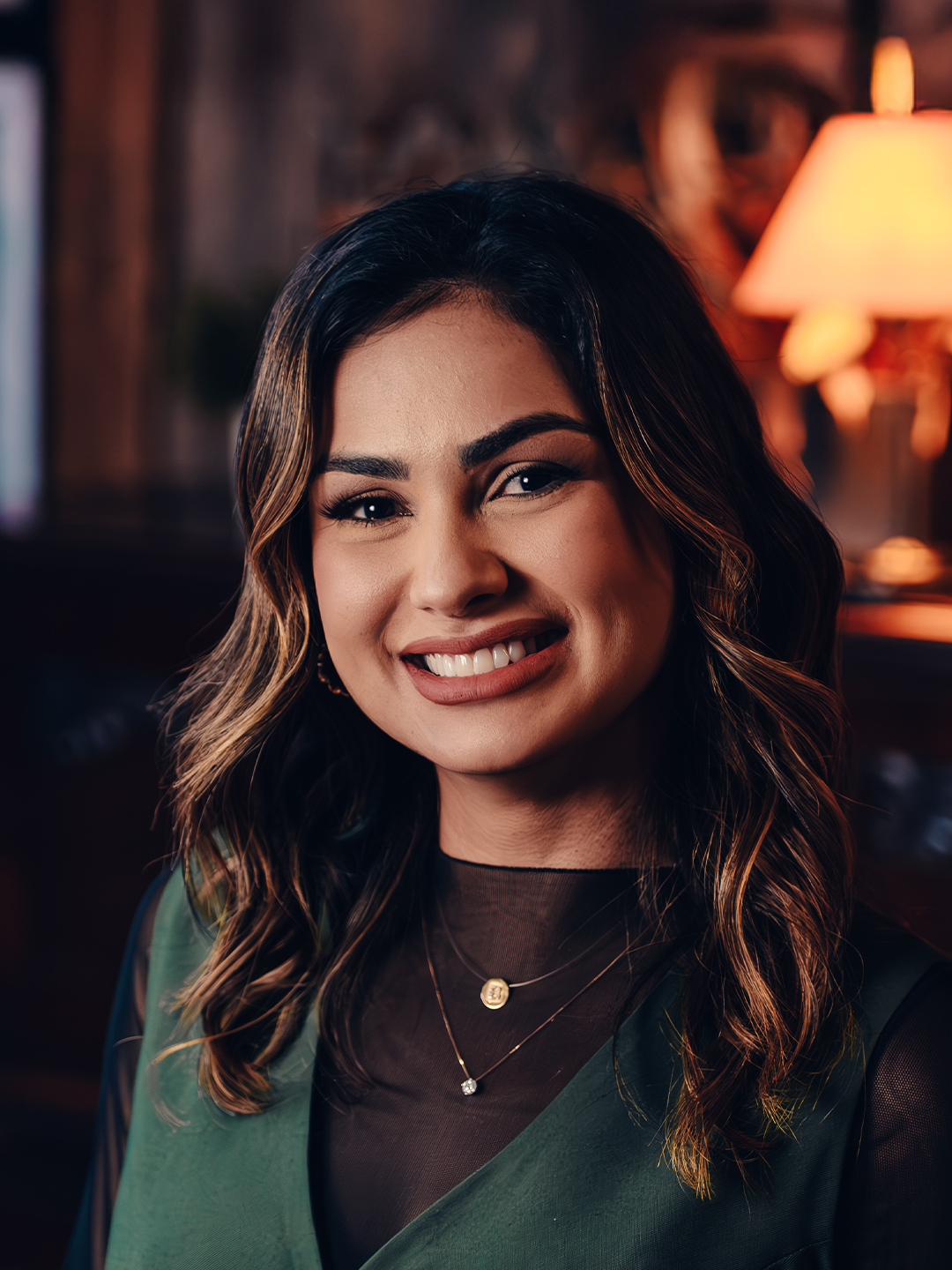 Quando paramos para refletir sobre tudo o que Deus fez por nós, como não amá-Lo? 🙏🏻 E essa verdade fica ainda mais clara no segundo clipe do álbum “Uma Voz, Uma Lembrança e Uma Canção”, de @brunaollyoficial: 