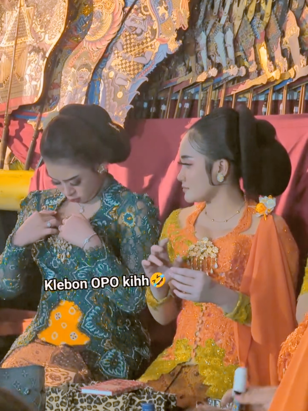 Niken Salindry Melihat Gunung Semeru Kemasukan opo iki #nikensalindry #fyp #fyl #fypシ゚ 