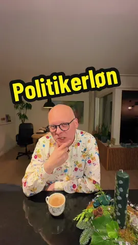 Svarer @pr Hvis vi skal spare penge i Danmark er det ikke politikernes løn man skal skære ned på. For den er ikke så høj som visse folk gør den til. Der er andre områder der vil være langt mere effektive at skære på. 