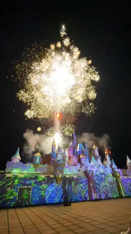 It felt like stepping into a fairytale… a truly magical Disney night at @RANCHO AT MULA DE VICTORIA . 🪄✨🫶  #disneyland #enchanted #magical #babymama #babylove