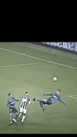 رونالدو  🦁#هاشتاقات_تيك_توك_العرب❤️❤️❤️  شعب صيني ماله حل 🤣 لايك