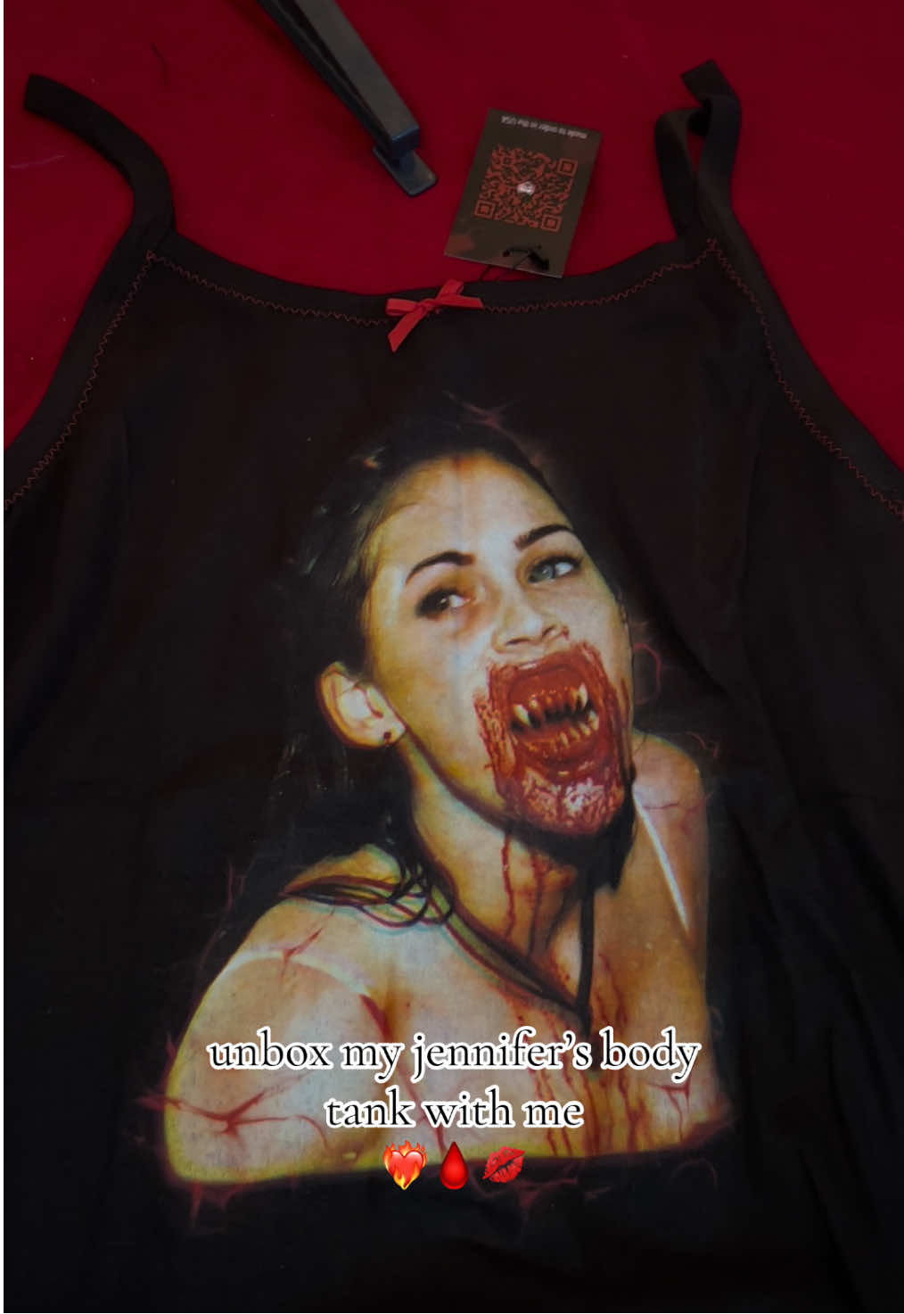 I have been thinking about this tank top all year and finally got my hands on it! I’m obsessed 💋❤️‍🔥💋🥰 #jennifersbodymovie #jennifersbody #jennifersbody2009 #almostghosts #goth 