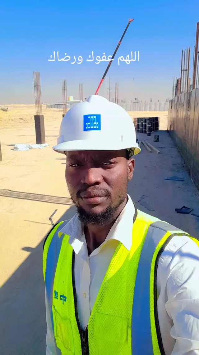 سورة ق وَقَالَ قَرِينُهُۥ هَٰذَا مَا لَدَيَّ عَتِيدٌ (23) أَلۡقِيَا فِي جَهَنَّمَ كُلَّ كَفَّارٍ عَنِيدٖ (24) مَّنَّاعٖ لِّلۡخَيۡرِ مُعۡتَدٖ مُّرِيبٍ (25) ٱلَّذِي جَعَلَ مَعَ ٱللَّهِ إِلَٰهًا ءَاخَرَ فَأَلۡقِيَاهُ فِي ٱلۡعَذَابِ ٱلشَّدِيدِ (26) ۞قَالَ قَرِينُهُۥ رَبَّنَا مَآ أَطۡغَيۡتُهُۥ وَلَٰكِن كَانَ فِي ضَلَٰلِۭ بَعِيدٖ (27) قَالَ لَا تَخۡتَصِمُواْ لَدَيَّ وَقَدۡ قَدَّمۡتُ إِلَيۡكُم بِٱلۡوَعِيدِ (28) مَا يُبَدَّلُ ٱلۡقَوۡلُ لَدَيَّ وَمَآ أَنَا۠ بِظَلَّٰمٖ لِّلۡعَبِيدِ (29) يَوۡمَ نَقُولُ لِجَهَنَّمَ هَلِ ٱمۡتَلَأۡتِ وَتَقُولُ هَلۡ مِن مَّزِيدٖ (30) وَأُزۡلِفَتِ ٱلۡجَنَّةُ لِلۡمُتَّقِينَ غَيۡرَ بَعِيدٍ (31) هَٰذَا مَا تُوعَدُونَ لِكُلِّ أَوَّابٍ حَفِيظٖ (32) مَّنۡ خَشِيَ ٱلرَّحۡمَٰنَ بِٱلۡغَيۡبِ وَجَآءَ بِقَلۡبٖ مُّنِيبٍ (33) ٱدۡخُلُوهَا بِسَلَٰمٖۖ ذَٰلِكَ يَوۡمُ ٱلۡخُلُودِ (34) لَهُم مَّا يَشَآءُونَ فِيهَا وَلَدَيۡنَا مَزِيدٞ(35) #تلاوة  #القران_الكريم_راحه_نفسية   #سورة_ق  #quran  #islam 