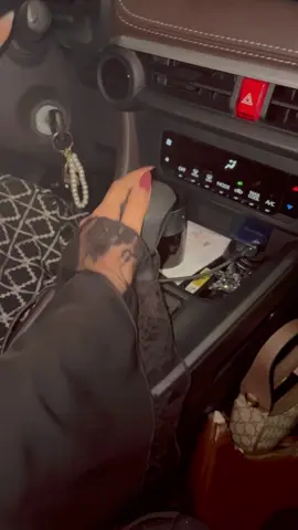 ابشركم جتنا متلازمة ام حمد للدريكسون 🤣@ام حمد 🤍🇸🇦  