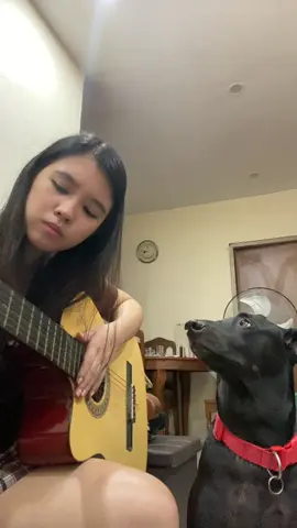 Grabe pud ni makatitig ni akong fan oy 