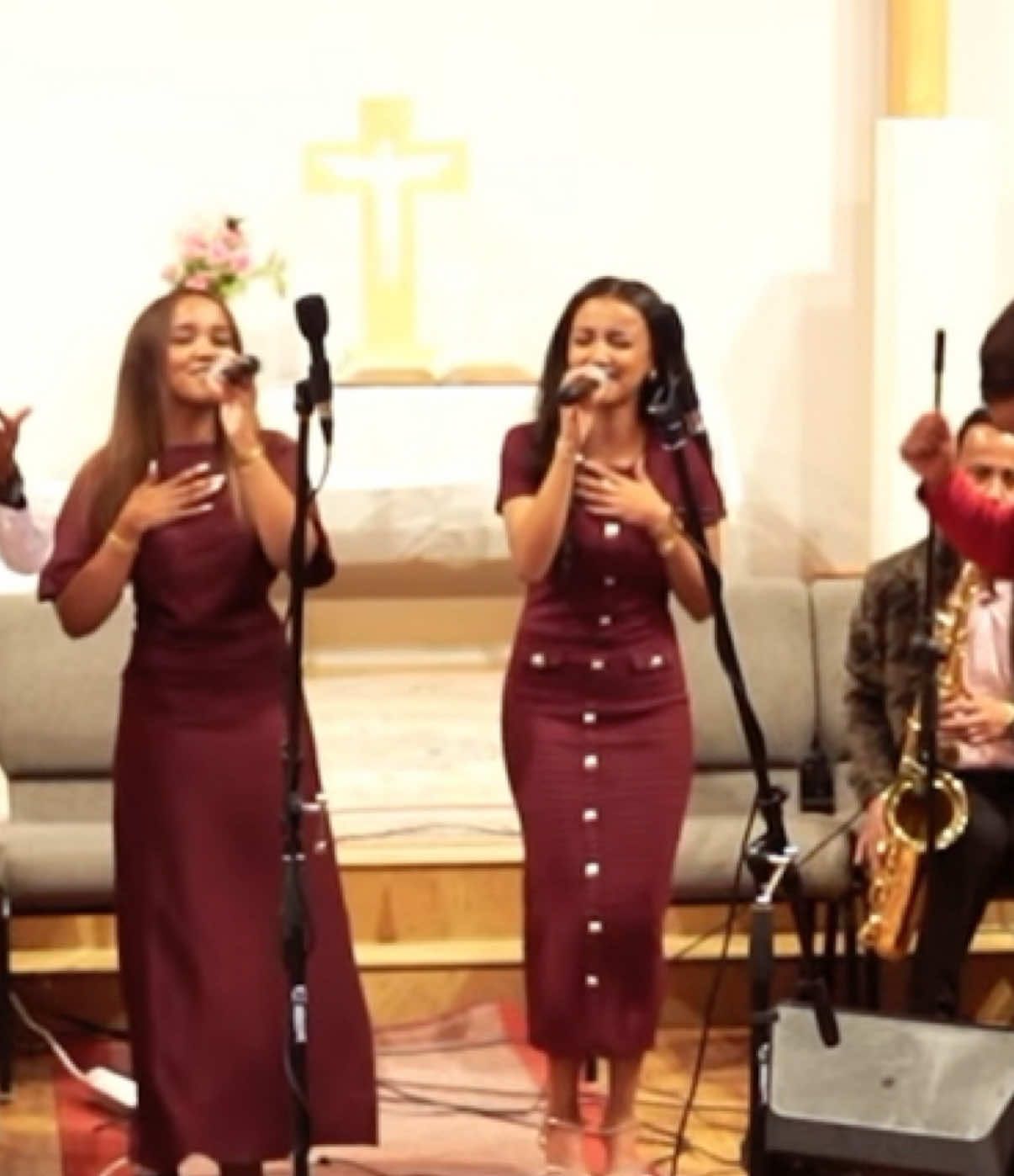 ኣባይ ኣሎ ኣምላኸይ 🙌🏽 ❤️ #worship #christiantiktok #abayaloamlakey