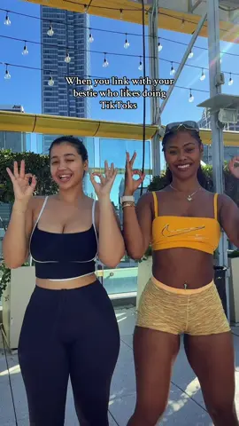 @Deja what dance should we do next?? #dance #twinning #besties #fyp 