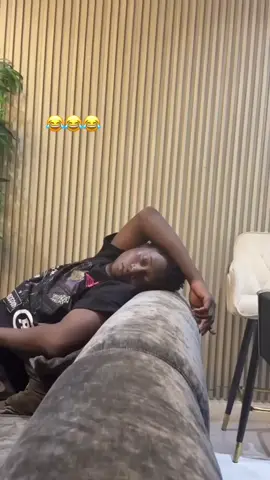 #fyp #friendship #milionviews #viral  @pipi_codm01 nah once e remember say bakki Dey him hand 😂💔