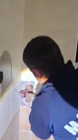 Eskimalatyada bir evin bacasina düşen kedi özverili çalışmalar sonucunda tarafımızca kurtarılmıştır.  #kedi #malatyaitfaiyesi #itfaiye #hayvansevgisi #hayvankurtarma 