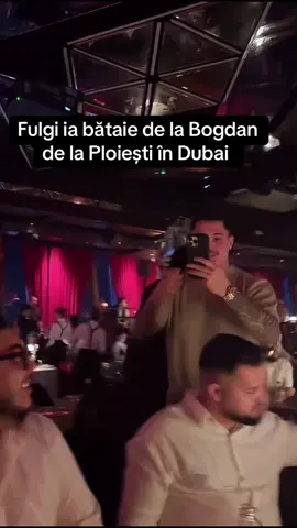 Fulgi ia bătaie de la Bogdan de la Ploiești #adevaruldinstrada #foruyou #videoviral @BogdanDeLaPloiesti @tzzzanca uraganu 🏆 @ElComandanteFulgy   