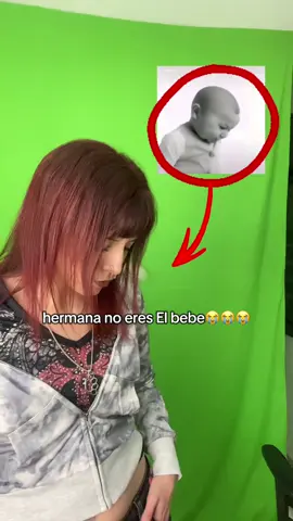 hermana se cree que es el BEBE😭 #parati #humor #meme #hola 