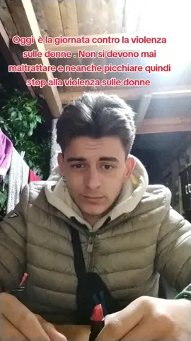 Oggi  è la giornata contro la violenza sulle donne . Non si devono mai maltrattare e neanche picchiare quindi stop alla violenza sulle donne #neiperteeeeeeeeee #trend #violenzasulledonne 