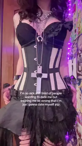 Sue Sylvester style #trend#trending#fyp#dating#alternative 