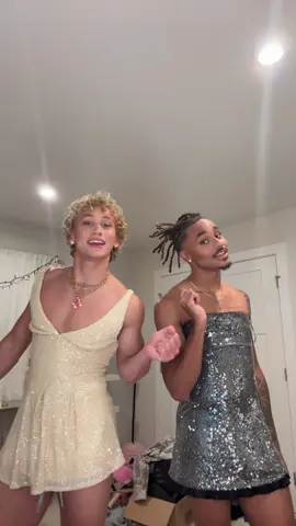 Watch ur dads! 😏 @Izaiah Schmidt @mar 🕺 #fyp #funny #viral 