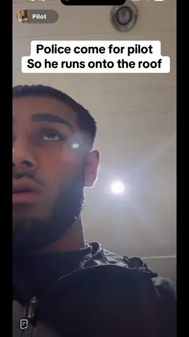 Police come for pilot so he runs onto the roof @Pilot @Pilot👨‍✈️ #fyp #viral #pilot #zennub #police 