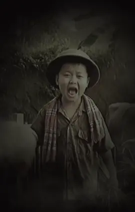 Rồi Ai Sẽ Bên Mình Lúc Gập Chuyện….#Dungradiooff #tamtrang_camxuc #moinguoi #tiktok #xh 