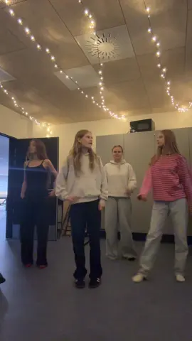 Lush girls😚🫰❤️ #fyp #brunettesdoitbetter #fördig @Ronja🌺🤍 @Nynne @Cecilie 