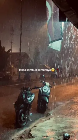 lindungi kami semuanya yaallah🥺#banjir#cuacaekstrem#fyp