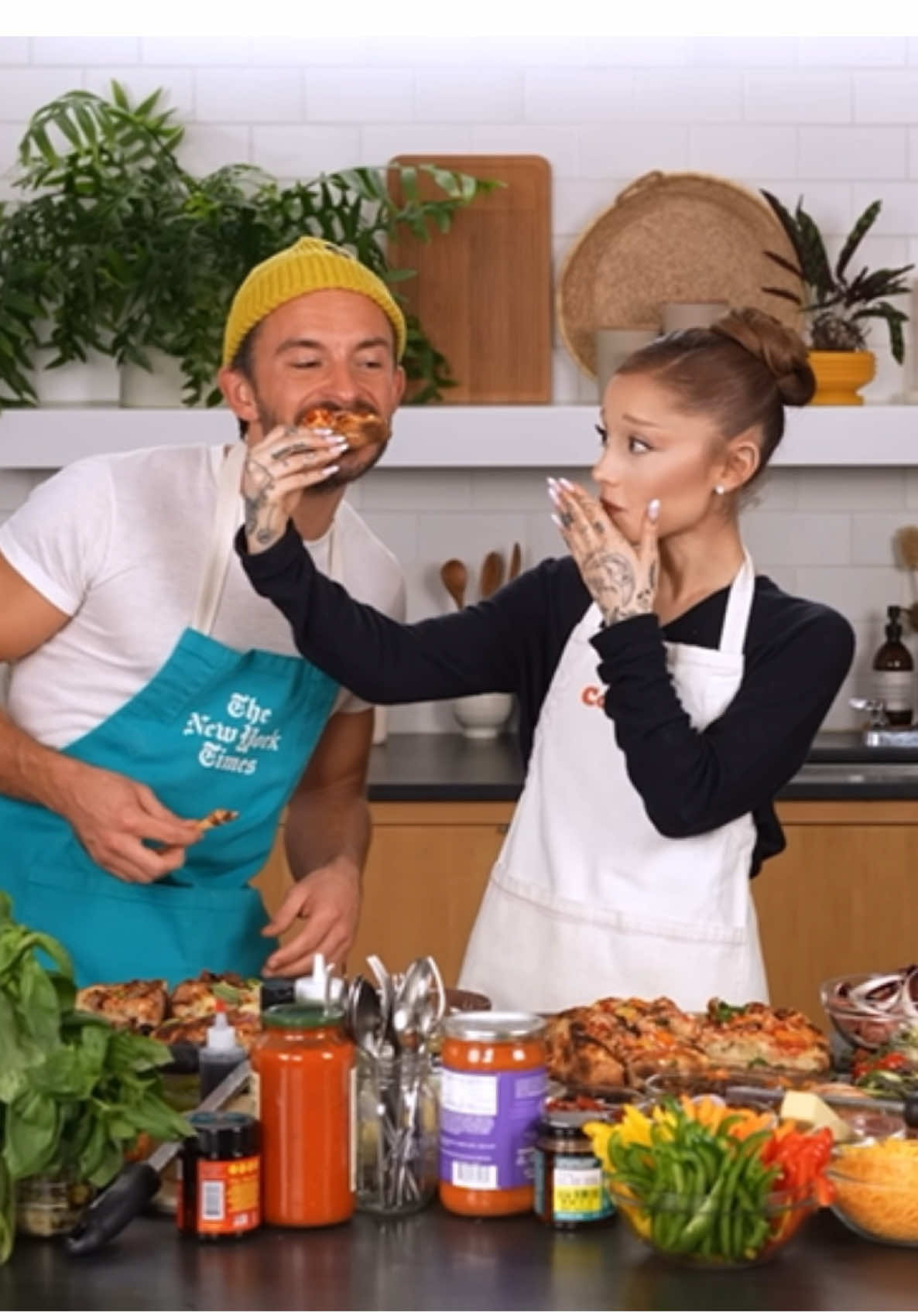 someone please give them a cooking show #jonathanbailey #jonathanbaileyedit #arianagrande #arianagrandeedit #wickedforgood 