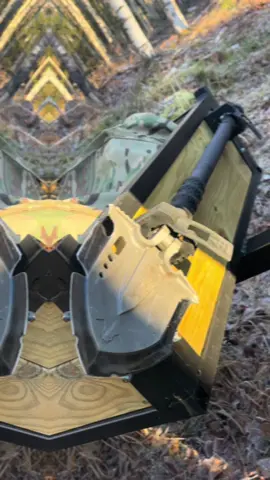 the F3 - tactical survival shovel from @Zunelotoo a survival tool with endless options and possibilities!  https://www.zune-lotoo.com You can change length and in every section you have a small knife ferro rod spear whistle paracord and space to put your own things!  There is also coming with a axe head that you fast change too and a big pouch / bag to fit all the gear into! I was mount the F3 tactical shovel on my ATV wagon and it will be a perfect when “shit hit the fan” tool!  Next I will take it to campnordic and see if this shovel can chopping some firewood!  #survival #zunelotoo #survivalgear #survivalkit #outdoor 