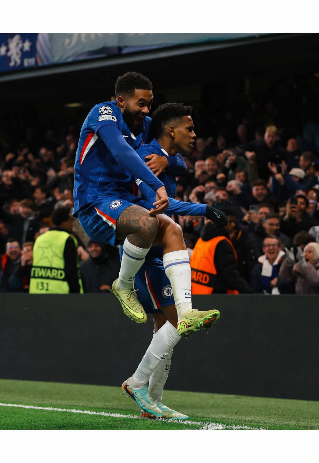 يا ابو ثلاثة 😂 #ريال_مدريد #برشلونة #تشيلسي #دوري_ابطال_اوروبا #fyp 