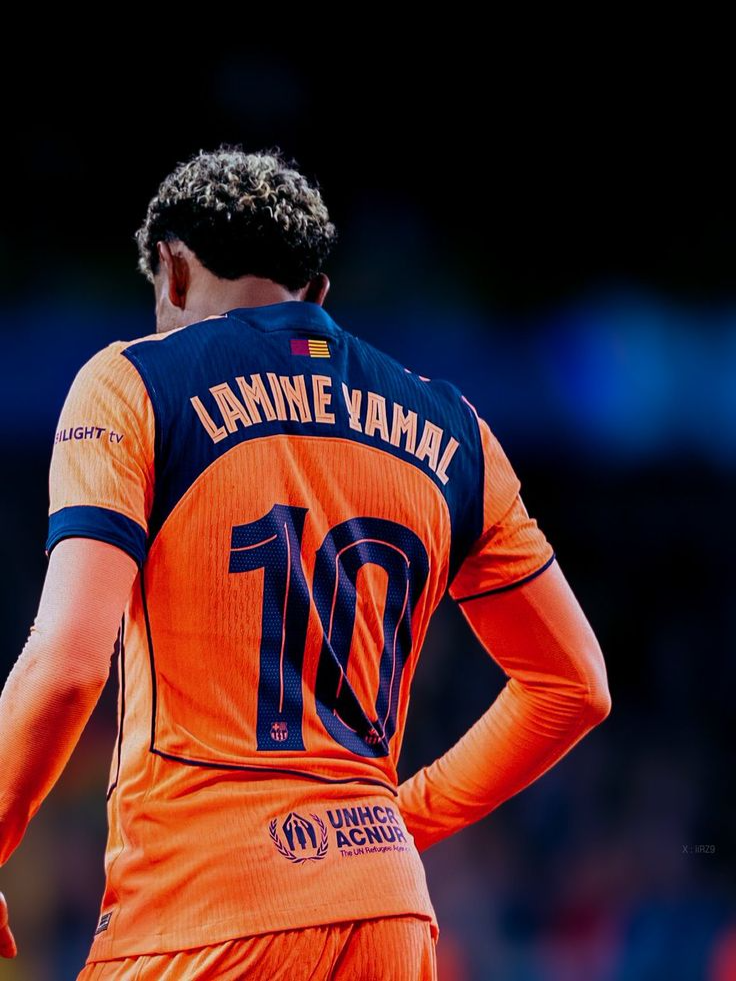 El brazalete no es para todos. 💙❤️🫡 #FCBarcelona #Barça #Capitanes #Culers #ForçaBarça#fcbarcelona #barçaontiktok #fcbarcelona🔵🔴 #championsleague #chelseafc #araujo🇺🇾