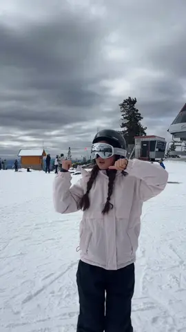 don’t be fooled we suck 🫣 #skiing #skitrip #vacation #relatable #skioutfit 