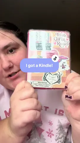 I GOT A KINDLE  #kindle #reading #bookish #BookTok 