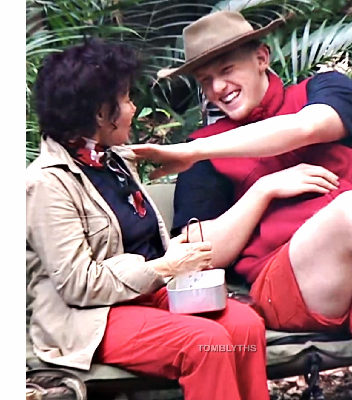 i’m immature i giggled when she said she would crack ginge | #imaceleb #imacelebedit #imacelebritygetmeoutofhere #angryginge #rubywax 