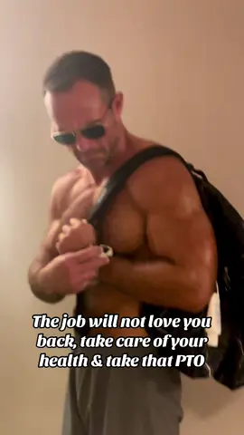 A friendly reminder 🥰 My workout guides & more linked in bio #hothusband #fitafter40 #dadbods #strengthandconditioning #fitnesstips 