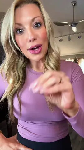 @Halara these leggings are absolutely amazing! #leggings #winterfashion #halara #halaraeveryday 