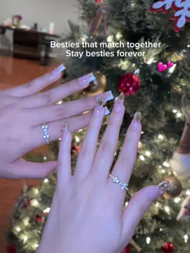 Our bow rings are the perfect matching rings #bestfriend #girlthings #forher #jewelry #friendship 