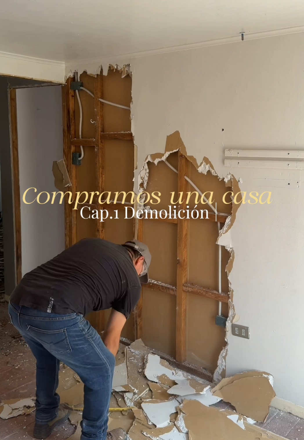 Los sueños si se cumplen🥹🩷 Nos compramos nuestra primera casita🏡 Estaré compartiendo todo el proceso y los detalles de la remodelación✨🌷 #casapropia #casitaconjardin #remodelacion #pasoapaso #primeracasa 
