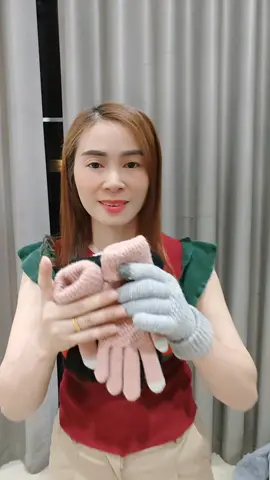 มือทัชสกรีนถุงมือกันหนาวถุงมือพรม#ถุงมือทัชสกรีน #ถุงมือกันหนาว #แอ๋มมี่🌹🌹 @แอ๋มมี่มุกดาหาร 