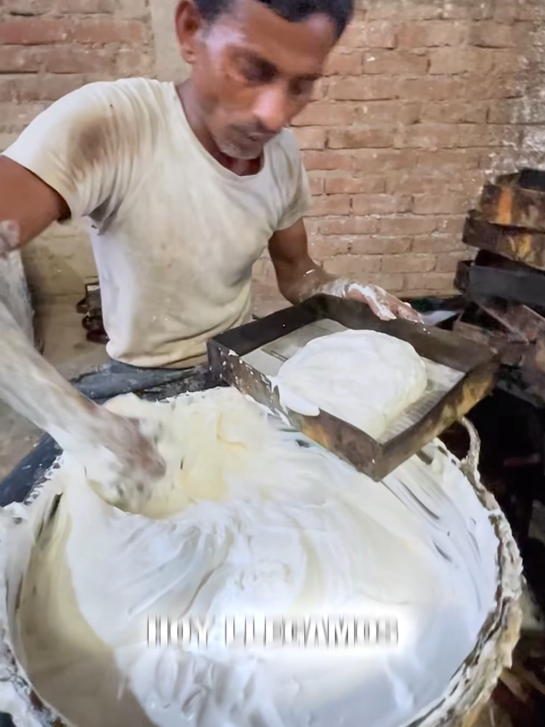 fábrica de los mejores pastelillos de toda india😂  #cocina #india #humor