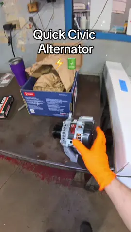 Beats doing a Honda Odyssey alternator 😅 #honda #civic #mechanic #auto #repair 