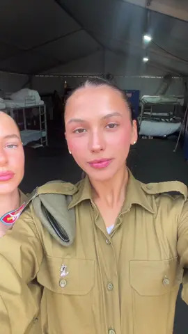 עם אהבת חיי ולא מאמינה שמסיימותתת@Adi💋 