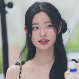 Happy Birthday, Yubin. I hope today becomes a beautiful day for you. I wish happiness will always be with you 🤍🤍 #yubinartbeat #abyubin #Owuyubin #ohyubin #artbeat 