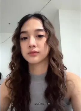 lucu banget aluunooyyy unboxing kado dari aluxy 🥰🤏🏻 ngelagggg😭😭#estapramanita #cintasedalamrindu #fypシ゚ #fyppppppppppppppppppppppp 