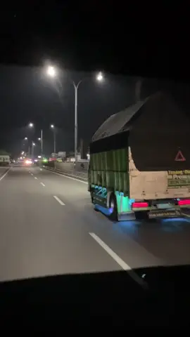 Monitor Ketua 🙋🏻‍♂️#drivermuda #cantermaniaindonesia 