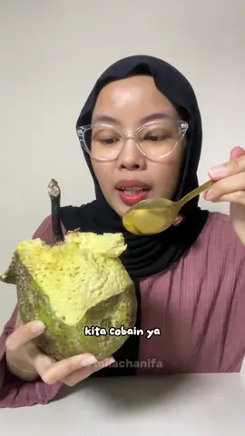 ini bukan durian, bukan nangka, bukan cempedak, bukan sirsak, bukan juga srikaya 🙀 ini manis pwooool, lembut kaya makan eskrim durian #makanbarengmilchan #food #foodreview #buahsukun #sukunmatang 