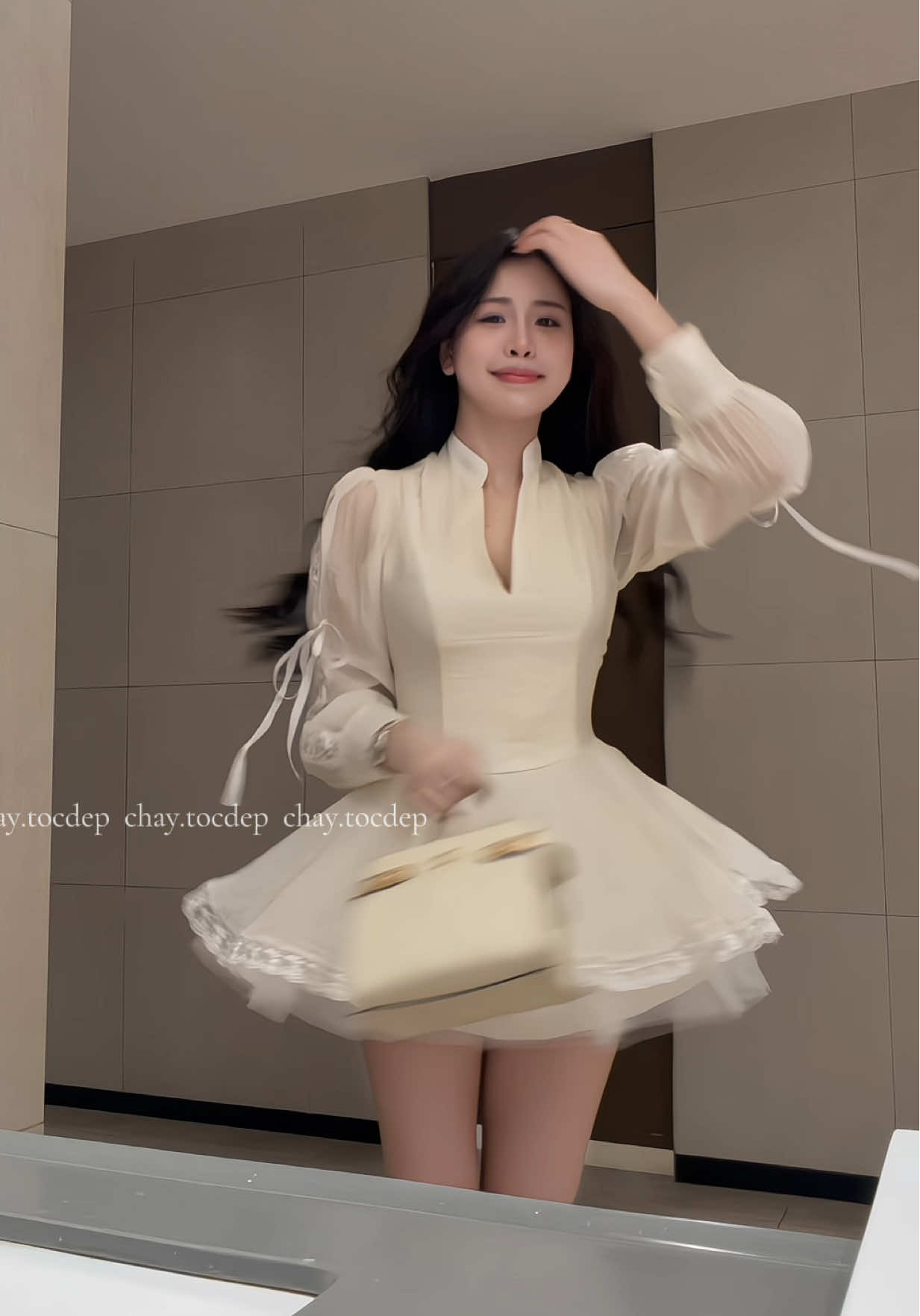 ✨Anh đi mòn đôi tất, mất đôi mươi. Em đẹp nhất đôi mắt đắt đôi môi. Ta không cố gắng thì đứt đôi thôi 🪻🪻#foryou #vayxinh #vayxinhmoingay #xuhuongtiktok 