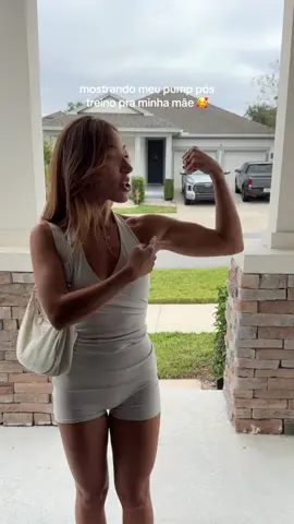 ela não sabe nem brincar