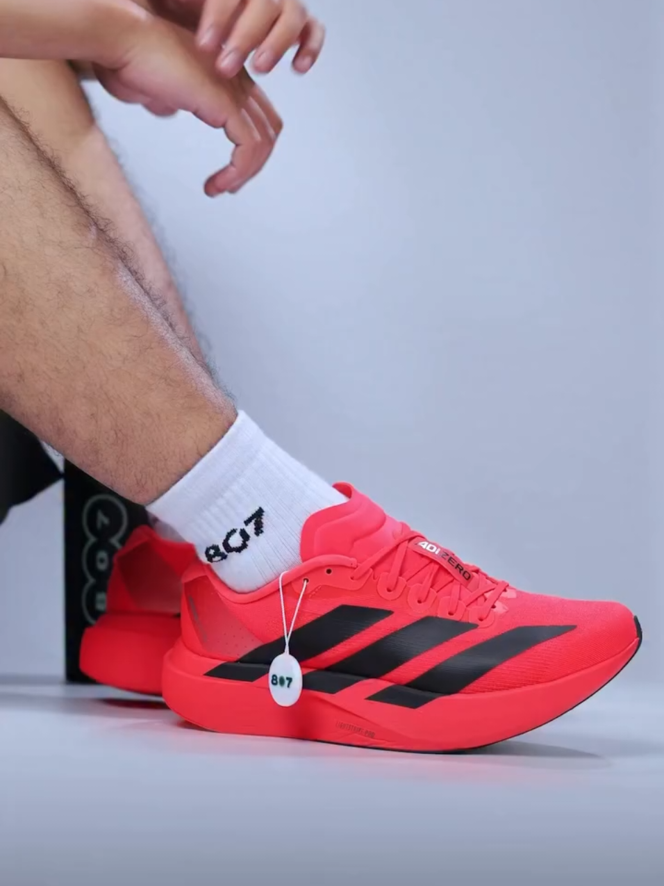 Semakin merah semakin kalcer 🔥🔥  #adidas #adizero #adizeroevosl #sepaturunning #runningshoes 