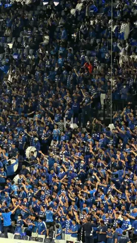 شوفو الشي اللي سووه اعضاء القوة الزرقاء في مباراة اليوم البس سماعتك واستمتع 😰🔥💙💙. #alhilaledit #alhilal_fc #القوة_الزرقاء #alhilal #CapCut 