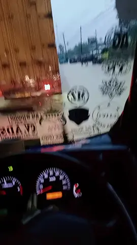 jalan lintas Sumatra lagi berduka