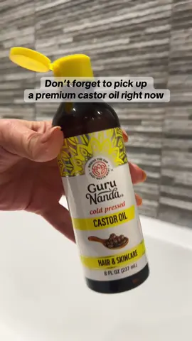 #oil #castoroil #hairoil #hairroutine 