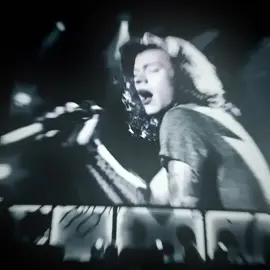 all i’m thinking of is how last night harry was throbbing so hard into me #onedirection #foryoupage #fyp #harrystyles #harrystylesedit 