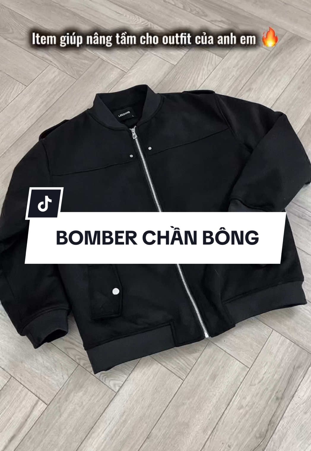 Item giúp nâng tầm outfit 👏🏻  #thoitrangnam #dalon #aokhoacdalon #suedejacket #jacket 